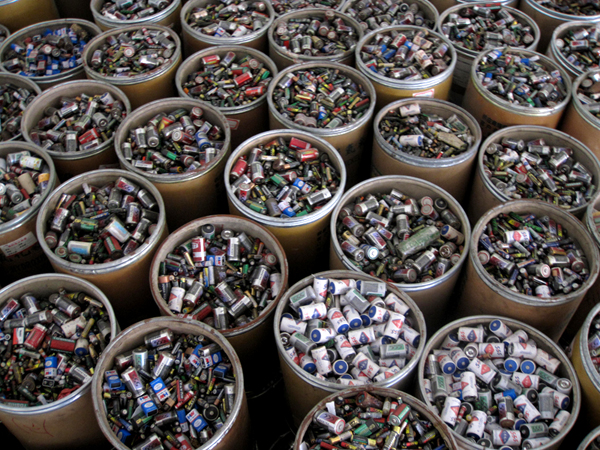 廢舊電池沉睡鄉村，誰來喚醒？