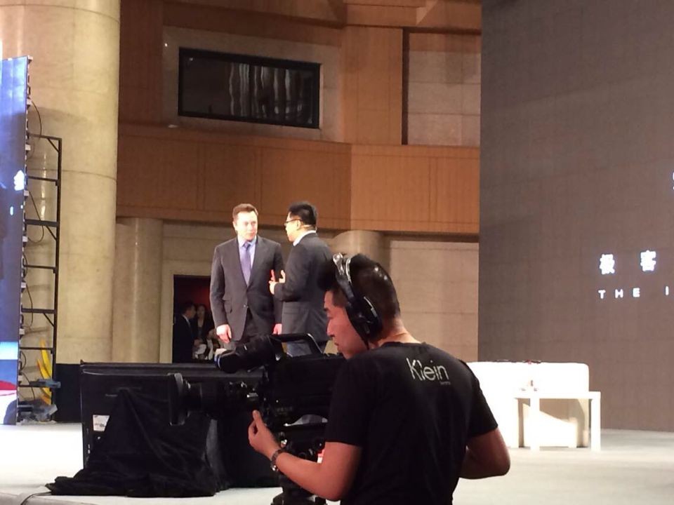 特斯拉CEO今下午迎來中國(guó)首秀 對(duì)話楊元慶談創(chuàng)新