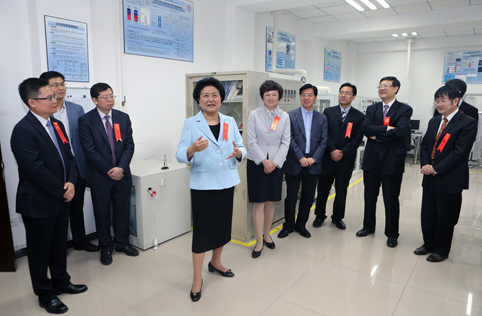 中央政治局委員、國務院副總理劉延東視察清華大學