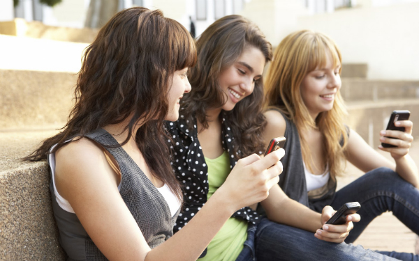 Q1智能手機(jī)戰(zhàn)況：三星瘋狂依舊 華為聯(lián)想擠進(jìn)前五