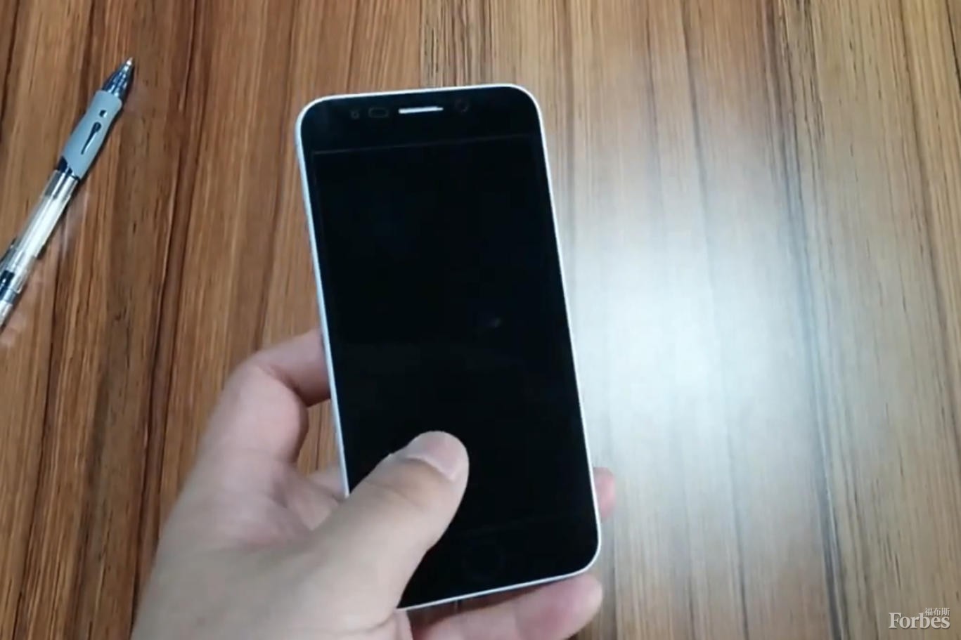 藍寶石屏和液態金屬專利為蘋果iPhone 6設計鋪平道路