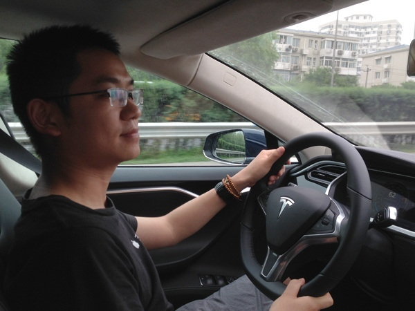 特斯拉中美試駕對比 兩地差距懸殊但正在縮小 特斯拉中美試駕對比 兩地差距懸殊但正在縮小