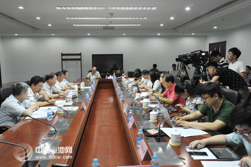 工信部副部長蘇波詳解新能源車推廣應用指導意見