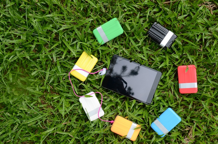 純爺們的戰斗力 POWEROCKS移動電源