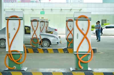 湖北武漢計(jì)劃2015年底再建萬(wàn)余充電樁