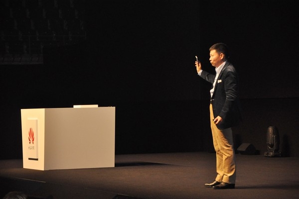 華為余承東：智能機份額三年內沖二 不做“Me Too”贏在未來