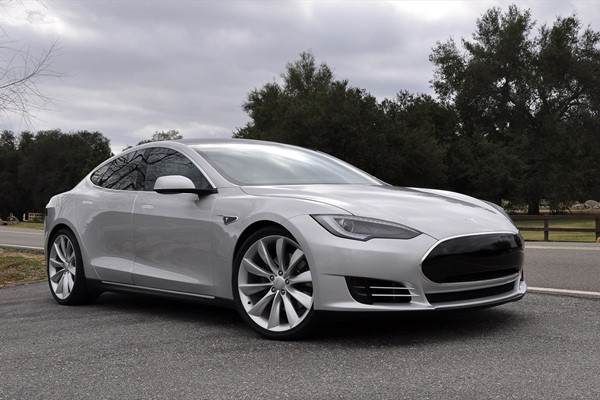 富士康代工特斯拉 將降低電池等技術的成本 富士康代工特斯拉 將降低電池等技術的成本