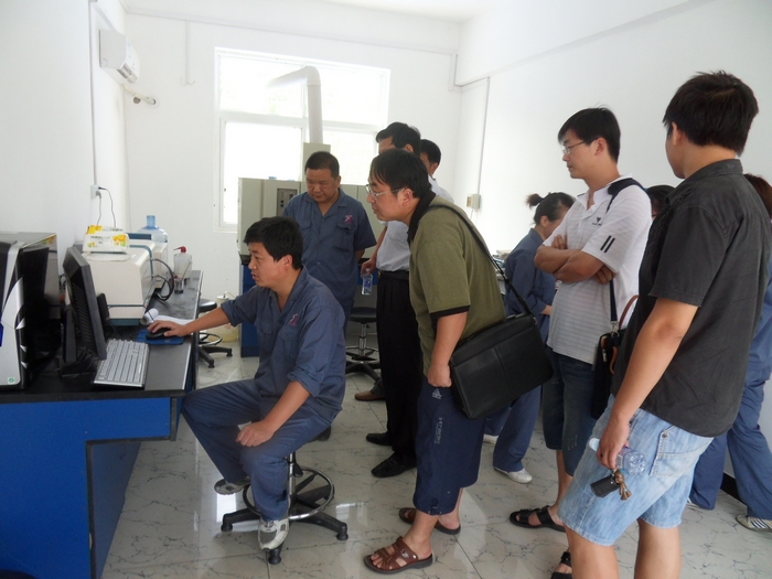 超薄二硫化鉬強力挑戰石墨烯