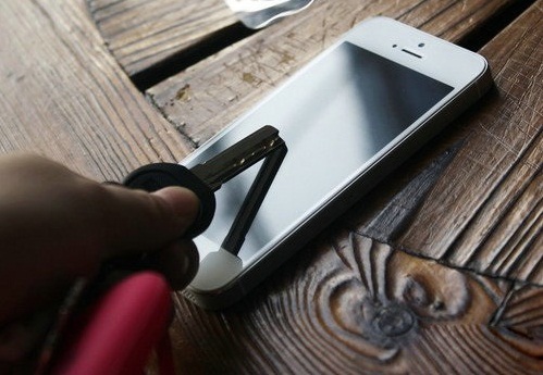 蘋果藍(lán)寶石原料供應(yīng)商GTAT申請(qǐng)破產(chǎn) 股價(jià)暴跌90%