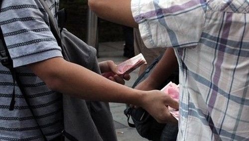 小米與黃牛是戰爭還是炒作？