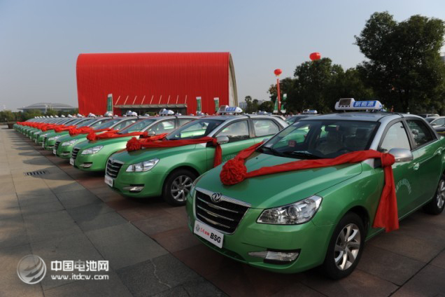 武漢出臺(tái)新能源車補(bǔ)貼政策  最高可獲補(bǔ)12萬(wàn)元