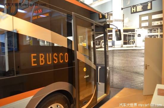 國內(nèi)首輛出口純電全鋁公交登陸荷蘭 國內(nèi)首輛出口純電全鋁公交登陸荷蘭