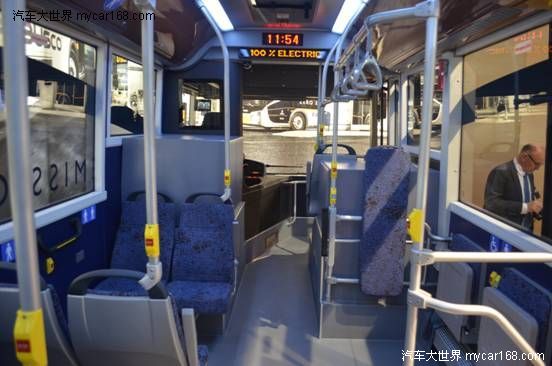 國內(nèi)首輛出口純電全鋁公交登陸荷蘭 國內(nèi)首輛出口純電全鋁公交登陸荷蘭