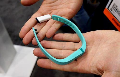 蘋果正式停售Apple Watch潛在競爭者Fitbit 蘋果正式停售Apple Watch潛在競爭者Fitbit