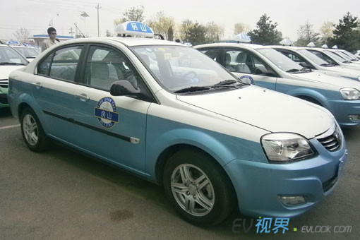 500輛電動出租北京城區投運 將首次跨區運營