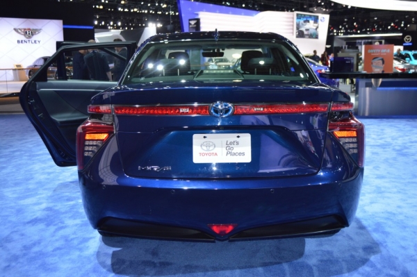 從未如此饑渴:洛杉磯車展上的燃料電池汽車 從未如此饑渴:洛杉磯車展上的燃料電池汽車