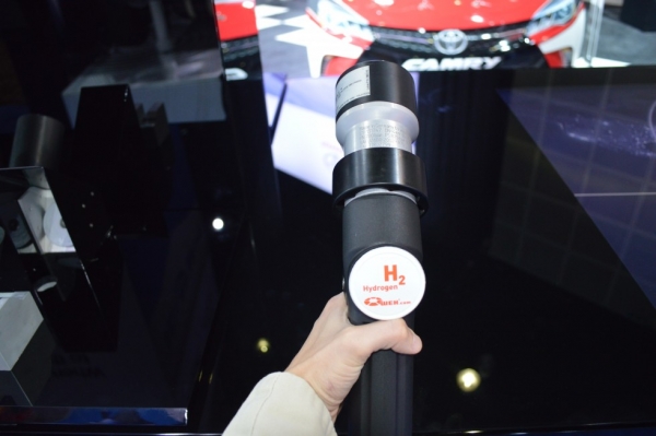 從未如此饑渴:洛杉磯車展上的燃料電池汽車 從未如此饑渴:洛杉磯車展上的燃料電池汽車