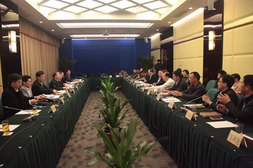 蘇波赴深圳調研新能源汽車發展與推廣情況