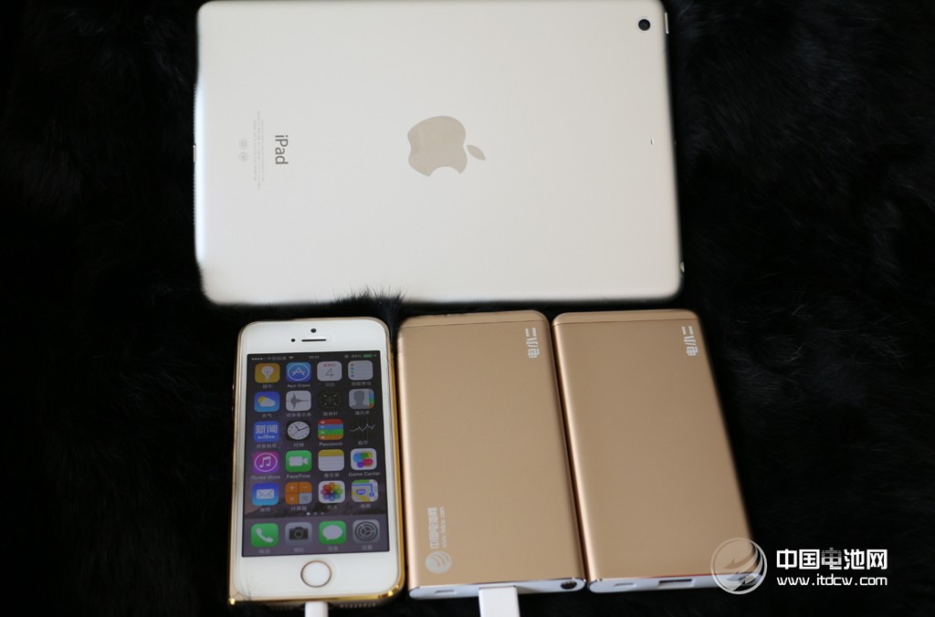 愛了，就不要釋手！電小二鋒6移動電源到手