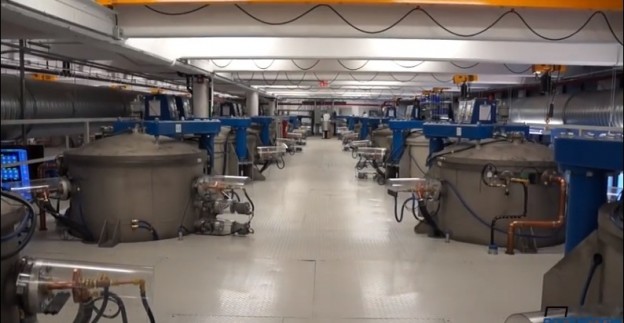 傳富士康將替蘋果生產(chǎn)藍(lán)寶石屏幕供下一代iPhone