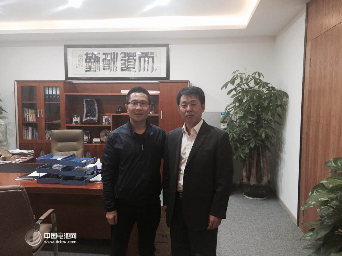 中國(guó)電池網(wǎng)于清教一行調(diào)研考察電小二移動(dòng)電源 中國(guó)電池網(wǎng)于清教一行調(diào)研考察電小二移動(dòng)電源