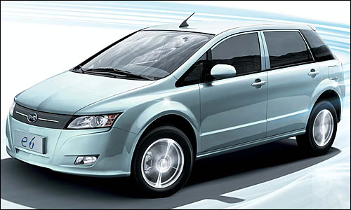 比亞迪股價暴跌引發新能源汽車信任危機