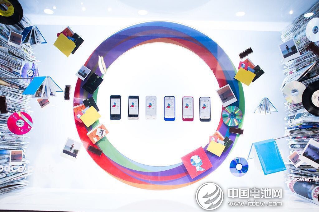 美國Mophie驚艷2015 CES 發布多款移動電源新品 美國Mophie驚艷2015 CES 發布多款移動電源新品