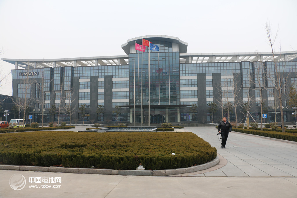 山東雷丁：用小型電動車點燃“國民車”的希望