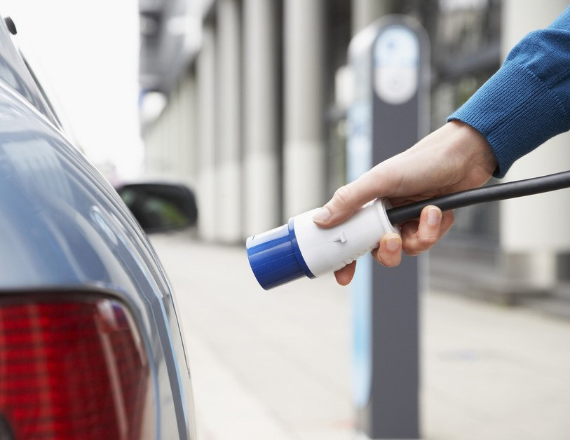 新能源車公共充電樁建設阻力大:成本高規劃缺 新能源車公共充電樁建設阻力大:成本高規劃缺