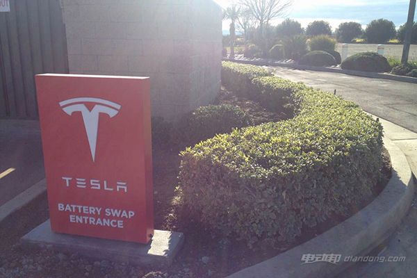 特斯拉加州換電站準(zhǔn)備就緒 僅對(duì)受邀車主開放 特斯拉加州換電站準(zhǔn)備就緒 僅對(duì)受邀車主開放