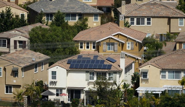 馬斯克不止于特斯拉 欲進軍家用電池領域 馬斯克不止于特斯拉 欲進軍家用電池領域