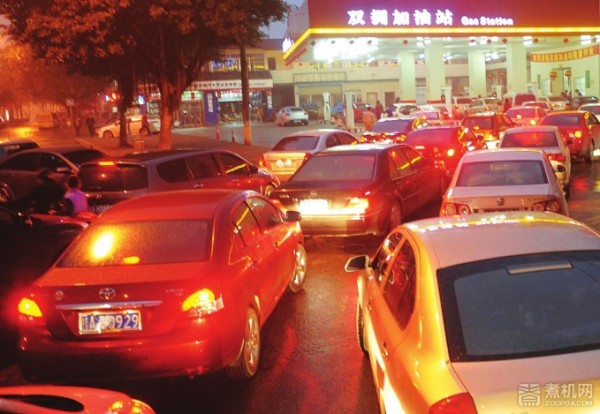 高速充電樁的笑話 從京滬高速失敗的試驗說起 高速充電樁的笑話 從京滬高速失敗的試驗說起