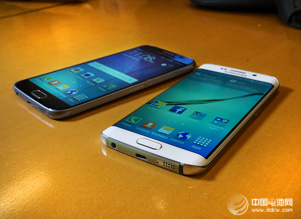 三星Galaxy S6外媒評論匯總:對抗蘋果iPhone 三星Galaxy S6外媒評論匯總:對抗蘋果iPhone