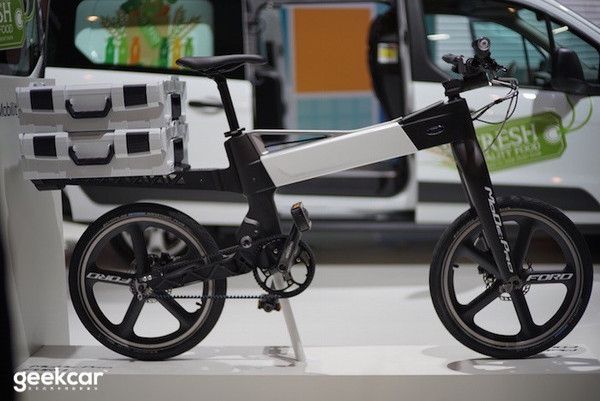 美國汽車制造商福特在今年移動全球大會上發布了兩款概念電動自行車 美國汽車制造商福特在今年移動全球大會上發布了兩款概念電動自行車