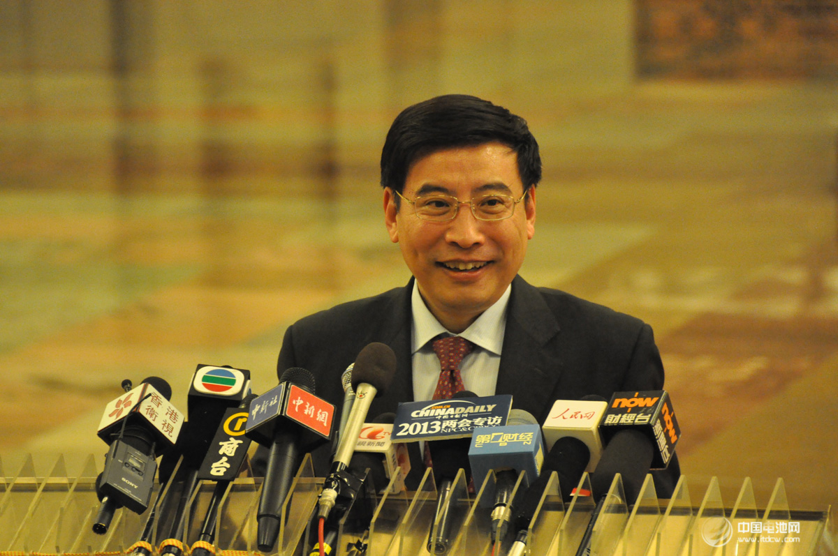 工業(yè)和信息化部部長苗圩 工業(yè)和信息化部部長苗圩