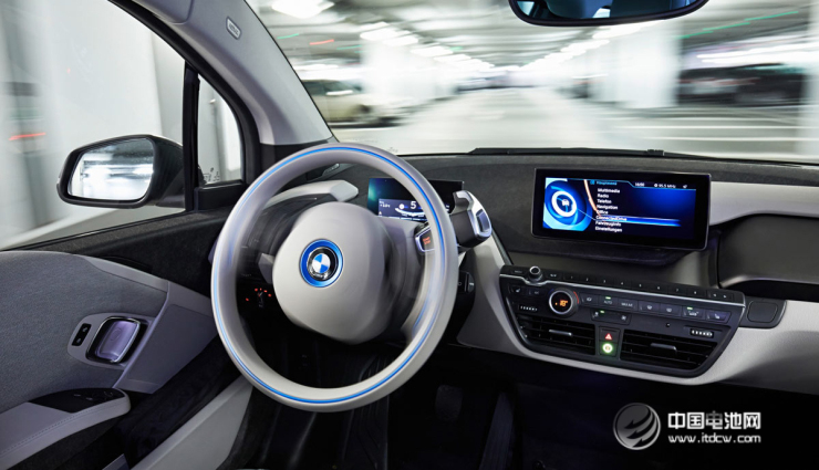 全球迎來無人駕駛時代 如何選擇技術創新路線圖