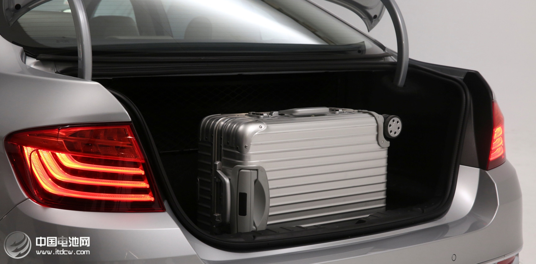 新能源汽車推廣中央熱地方冷 各地動(dòng)力不足