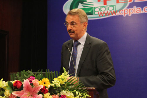 布魯克納公司研發(fā)負(fù)責(zé)人Jürgen Breil 布魯克納公司研發(fā)負(fù)責(zé)人Jürgen Breil