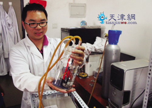 南開大學新研究 “植物”電池把二氧化碳變成電