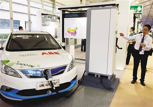 ABB新款快速充電樁亮相重慶 明年底前將安裝150臺