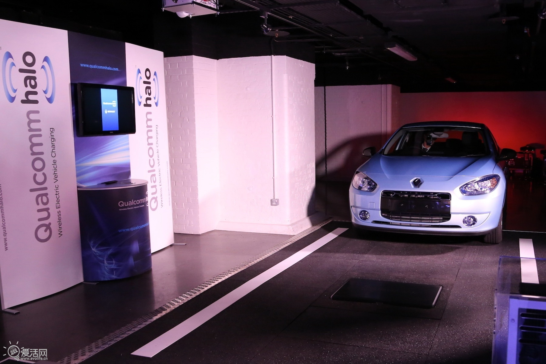 電動(dòng)汽車無線充電勢(shì)不可擋  眾車企頻刷存在感