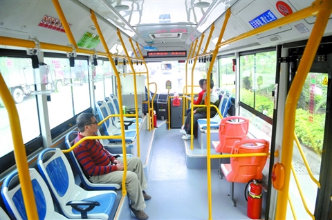 高明擬建新能源汽車無線充電樁 電動公交先試用 高明擬建新能源汽車無線充電樁 電動公交先試用