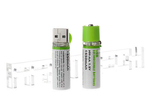 USB充電創(chuàng)意AA電池  不帶充電器也能給手機(jī)充電