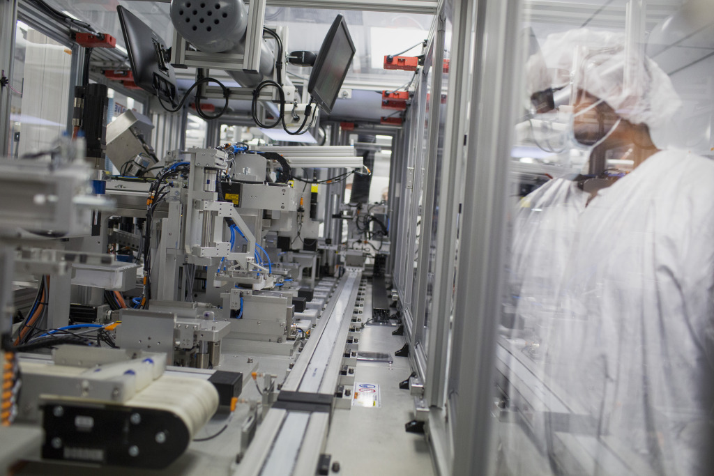 蔣業明:要做“超級電池”的,不僅僅是特斯拉 蔣業明:要做“超級電池”的,不僅僅是特斯拉