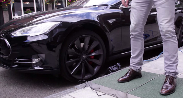 踏步充電模式 特斯拉充電設備成果發布 