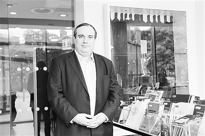 劍橋大學石墨烯中心主任安德烈·法拉利教授 劍橋大學石墨烯中心主任安德烈·法拉利教授