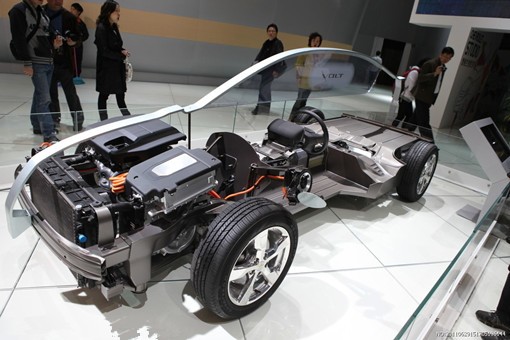 新能源汽車發展最大問題:缺乏動力電池等核心技術 新能源汽車發展最大問題:缺乏動力電池等核心技術