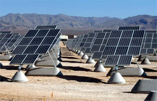 英利集團(tuán)辟謠停產(chǎn)傳聞  太陽能光伏行業(yè)前景分析