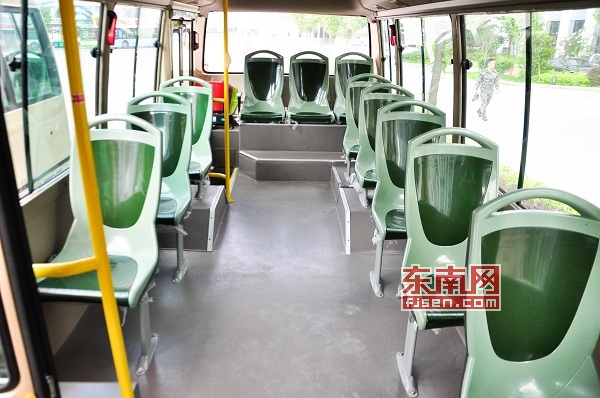 寧德市首批新能源純電動公交車投運 8月1日正式上路 寧德市首批新能源純電動公交車投運 8月1日正式上路