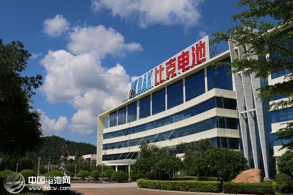 中國(guó)電池網(wǎng)一行調(diào)研比克電池  動(dòng)力電池供不應(yīng)求